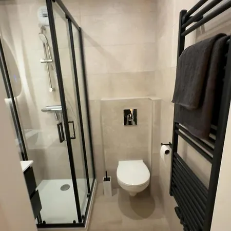 Cosy Proche Centre, Marche De Noel